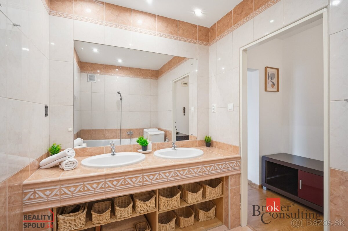 Slnečný a priestranný 3-izbový byt v tichej časti Klokočiny - 18