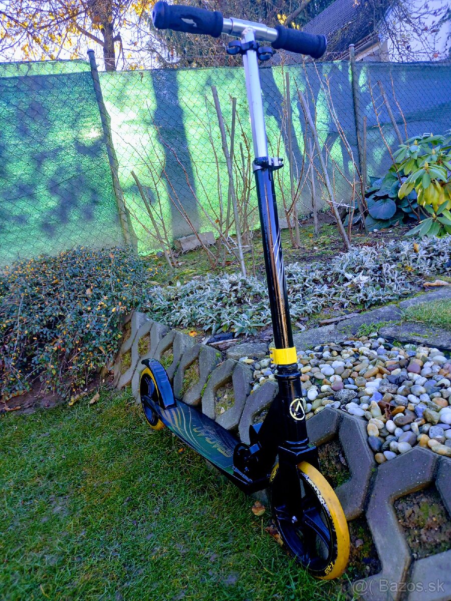 Kolobežka Spartan - 18