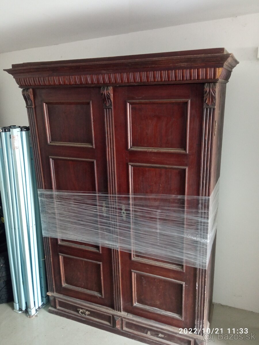 Starožitný nábytok - 18