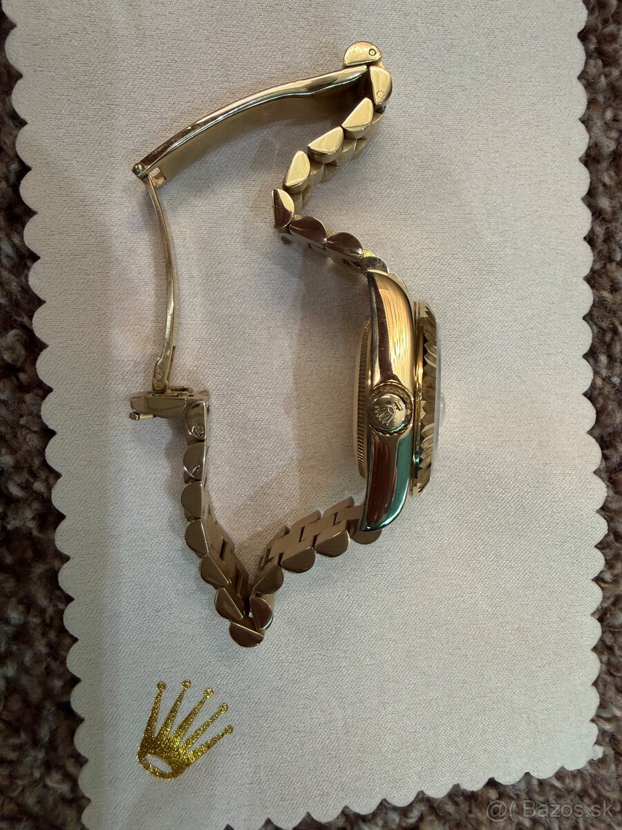 Luxusná hodinka pre ženy - 18