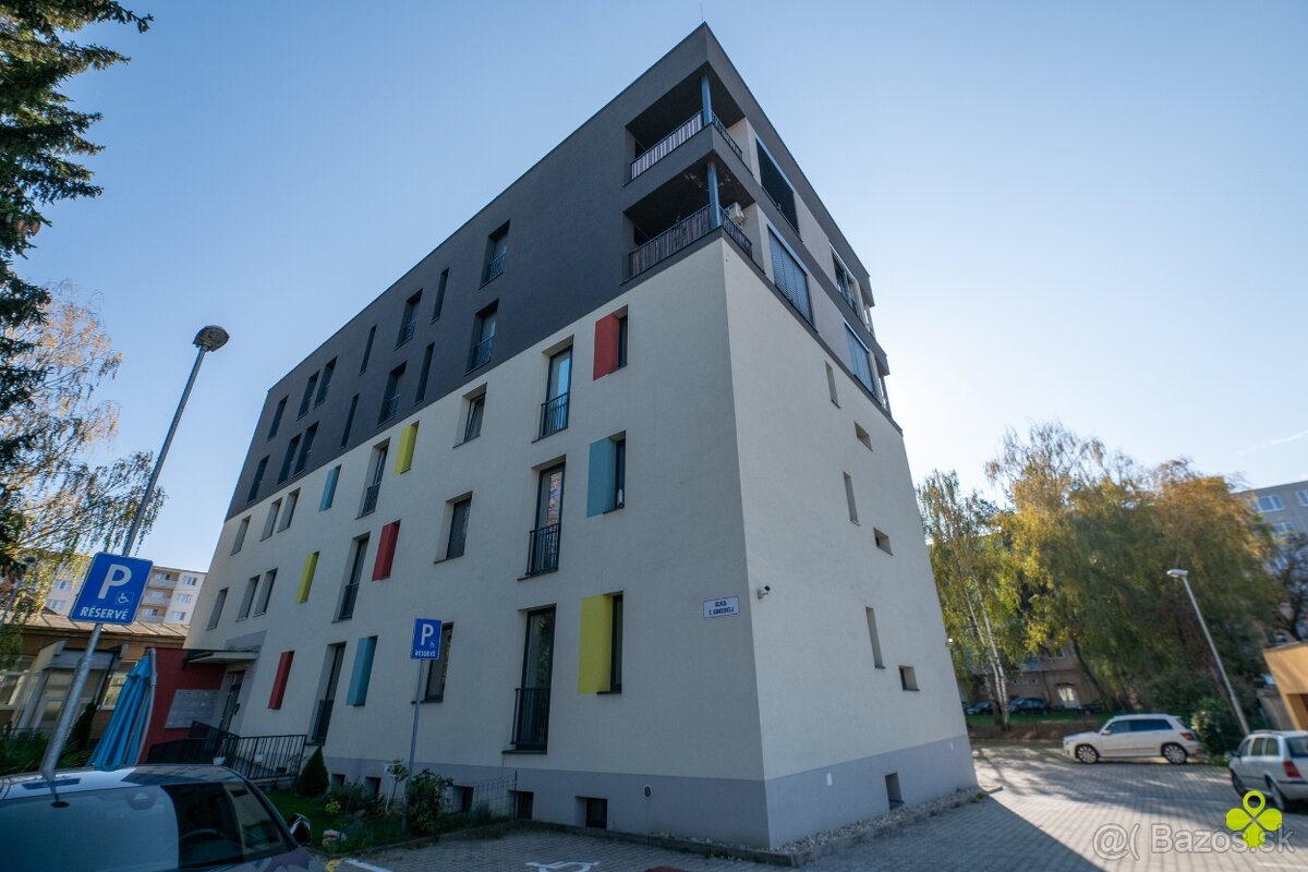 Štýlový 2-izbový byt na prenájom s lodžiou a parkovaním - 18