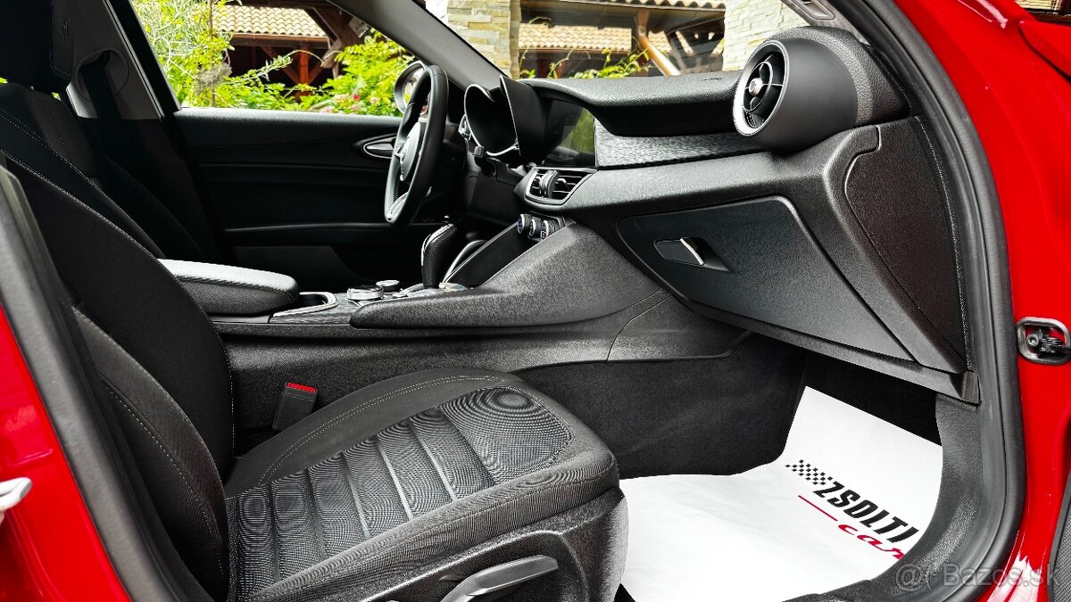 Alfa Romeo Giulia 2.2 Diesel 136 AT - 18