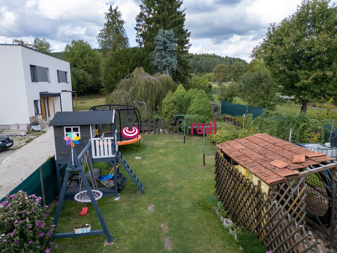 TARGETreal | Na predaj 7-izbový dvojgeneračný rodinný dom v - 18