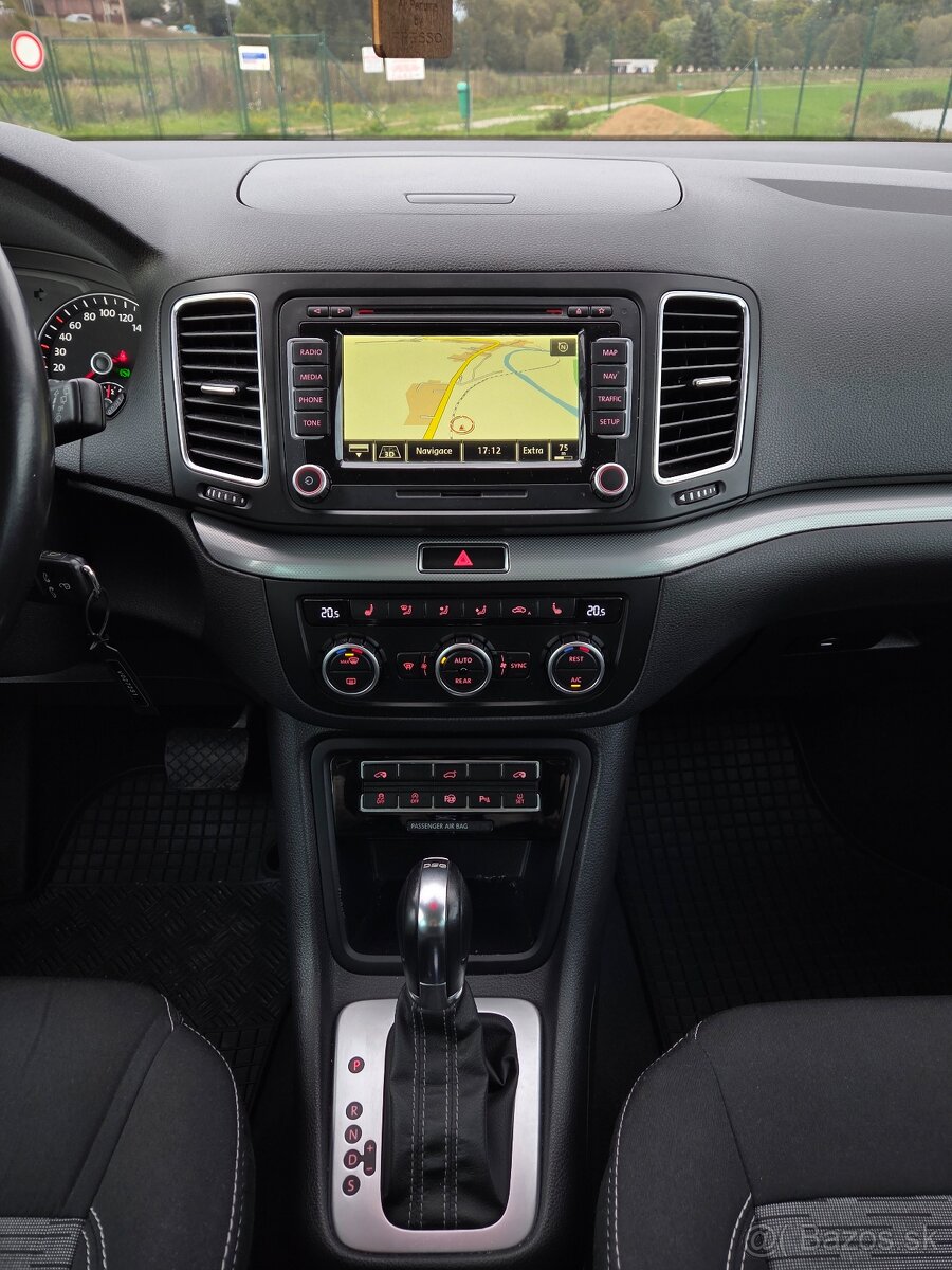 Volkswagen Sharan 2.0 Tdi DSG - 18