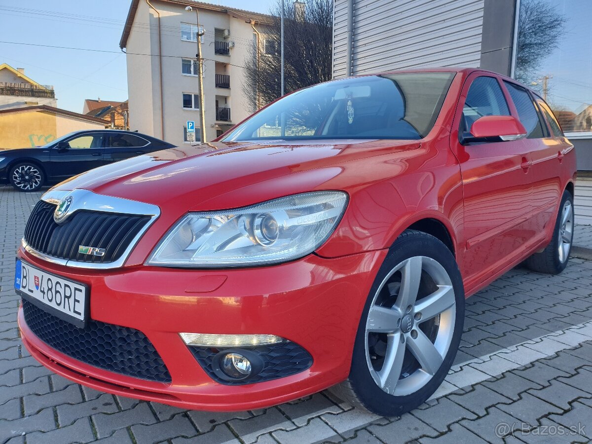 Škoda Octavia 2 Facelift RS Paket - 18