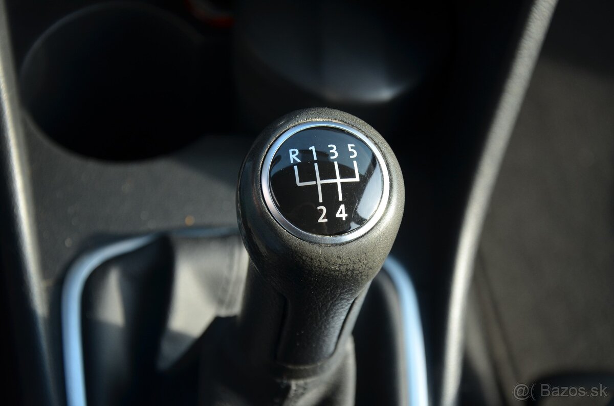 Volkswagen Polo 1,2 HTP Comfortline, 51kw, M5 - 18