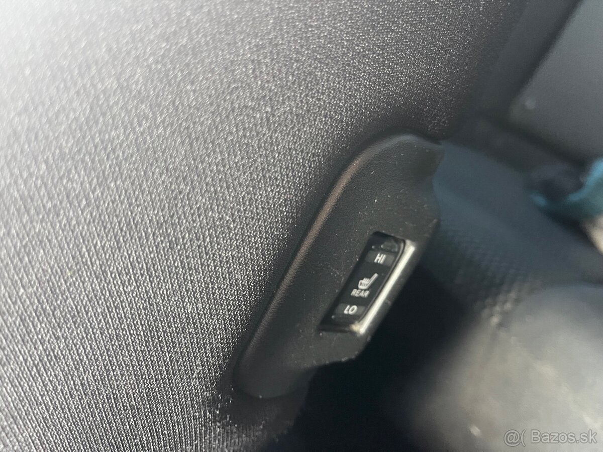 Nissan Leaf Elektro iba 55435km - 18