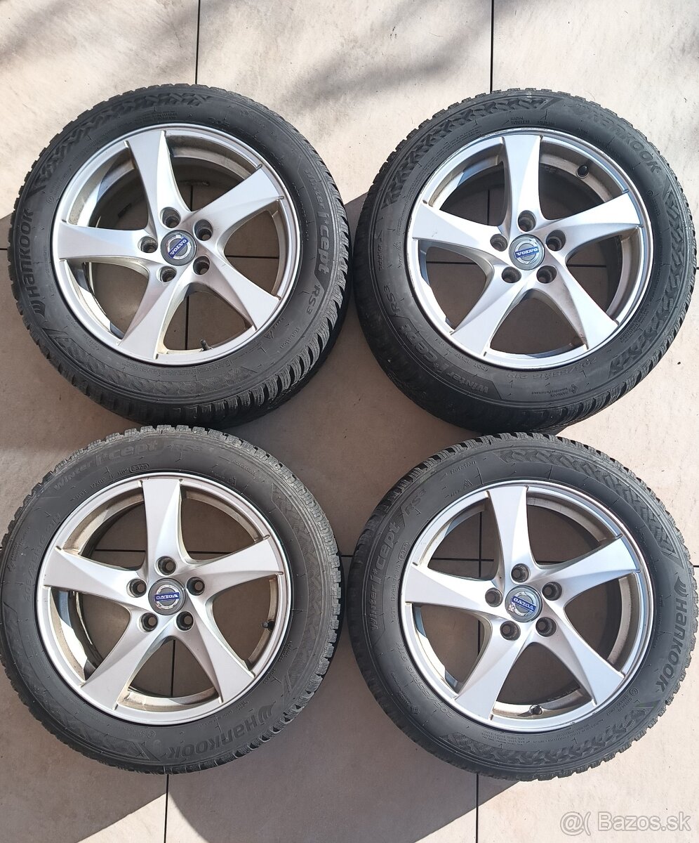 Volvo V40 D2 2.0L 120k Volvo V40 88kW M6 - 18