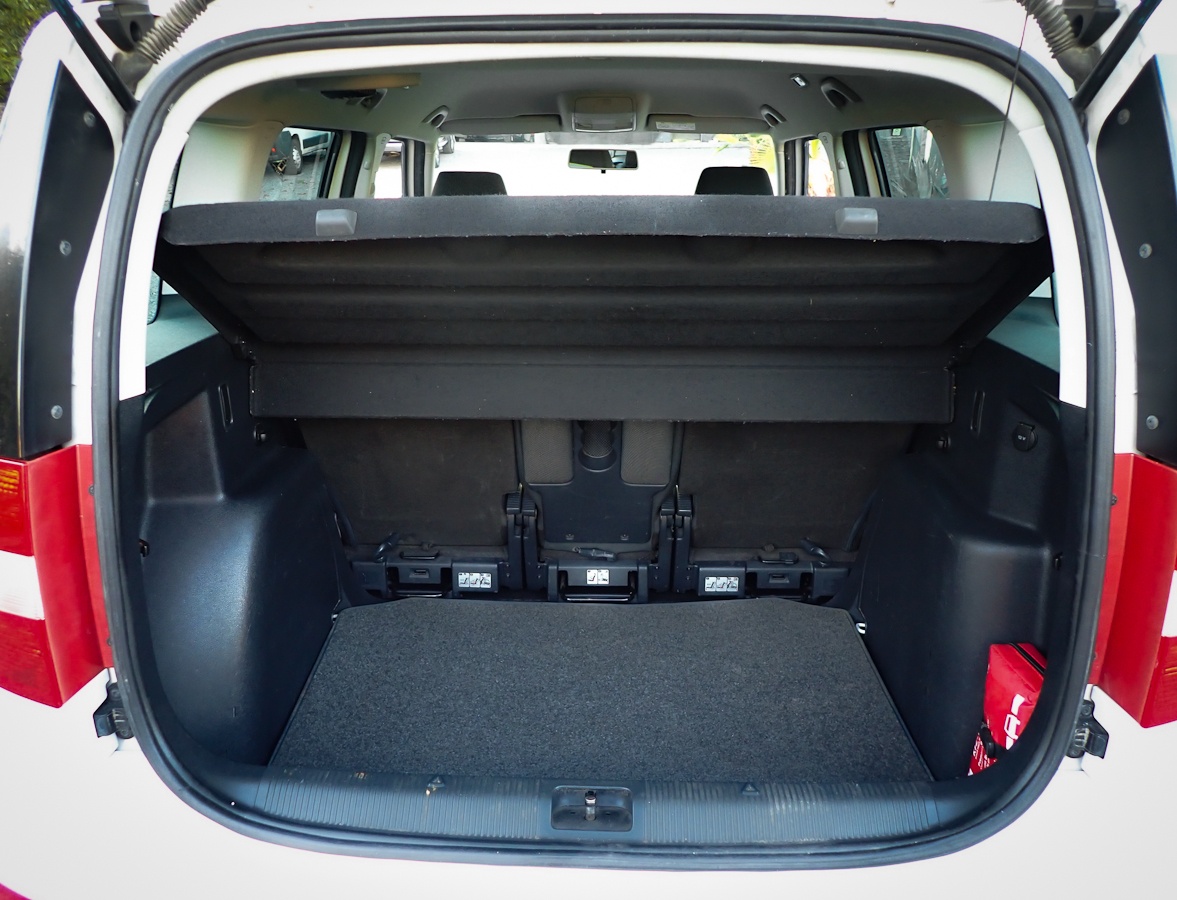 ŠKODA YETI 2.0TDI 4x4 2015 Outdoor Active 81kW ŤAŽNE - 18