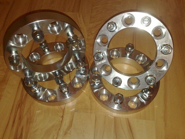 Kryt rezervy kolesa - 18