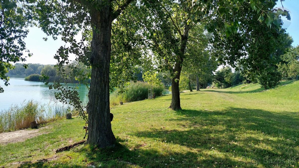 Predaj celoročne obývateľný rekreačný dom v krásnom prostred - 18