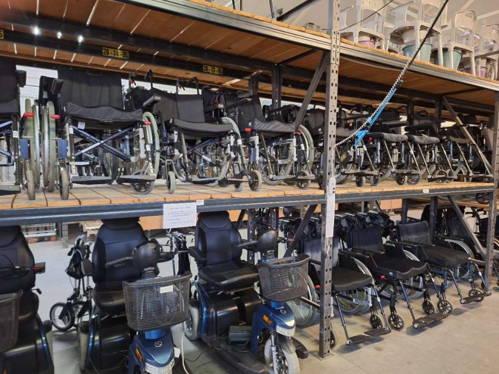 Pomôcky pre invalidov a ZŤP - 18