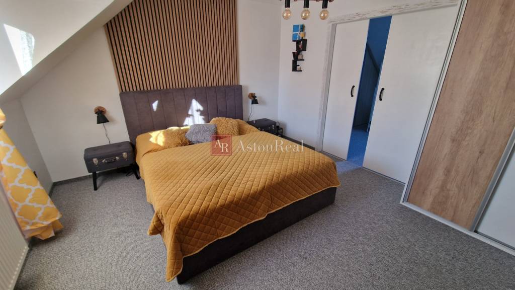 Rodinný dom Komplet moderne a pekne zrekonštruovaný Poprad - - 18