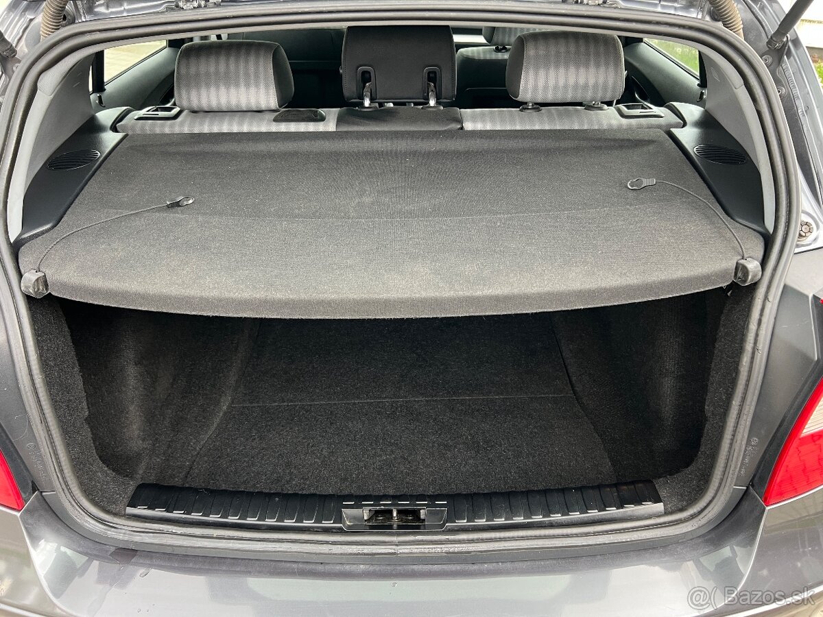 BMW 116I M PACKET 1.6 BENZÍN 85kW 5dv. HATCHBACK - 18