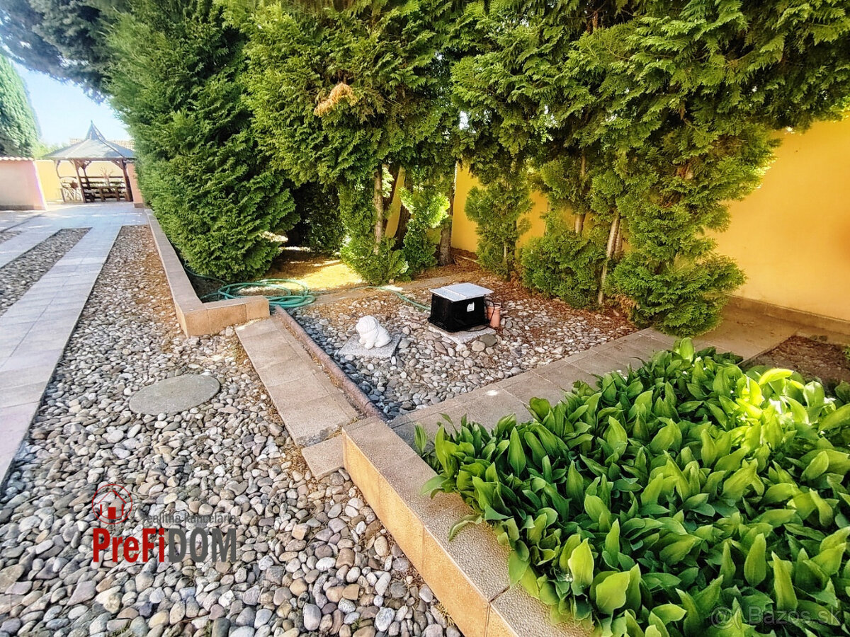 PREDAJ priestranný 5 izbový rodinný dom v meste Šurany. - 18