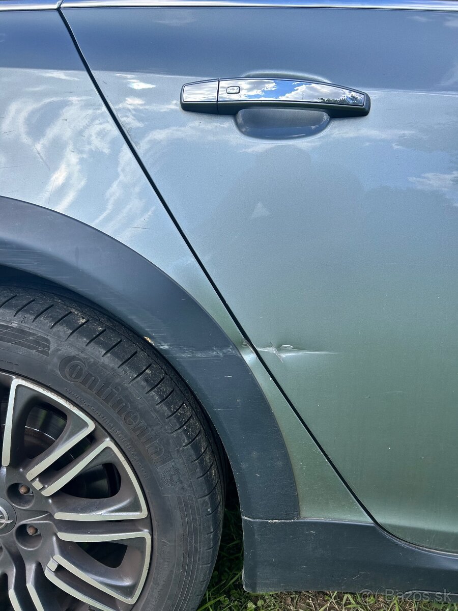 Opel Insignia Country Tourer BiTurbo 4x4 - 18