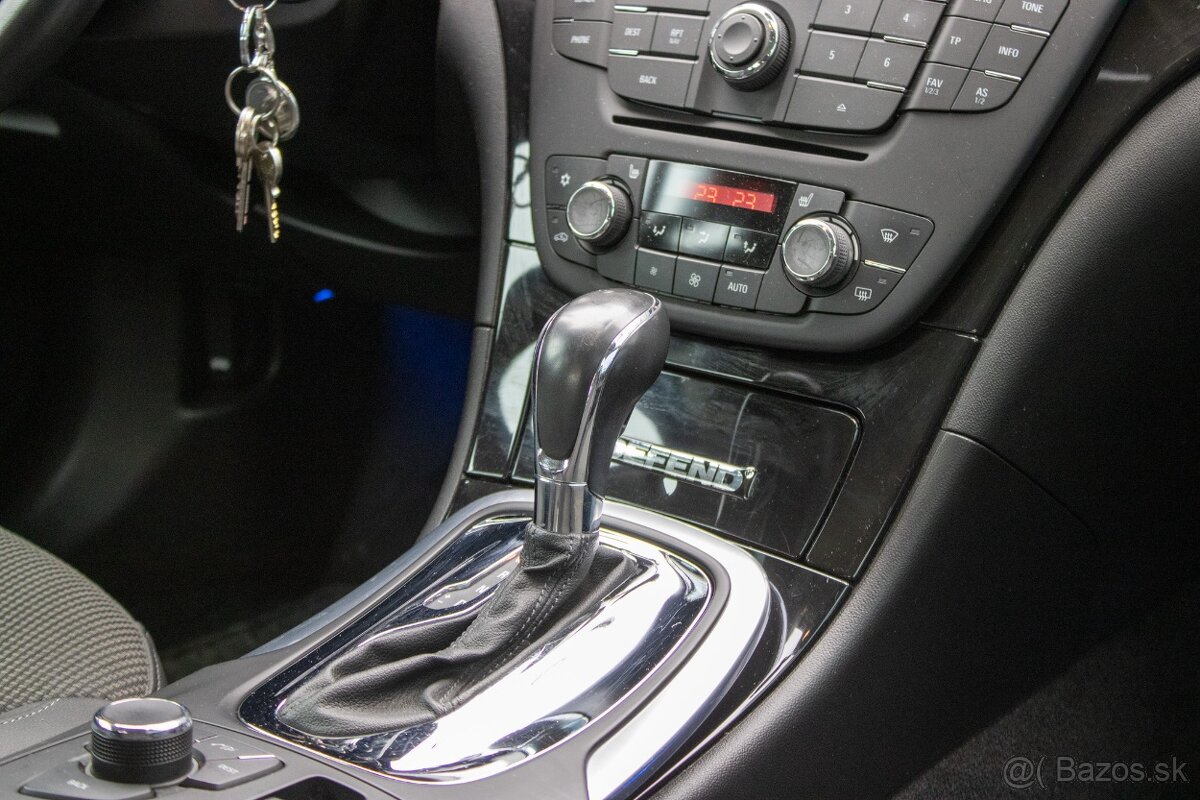 Opel Insignia 2.0 Turbo ECOTEC AWD Cosmo A/T, 162kW - 18