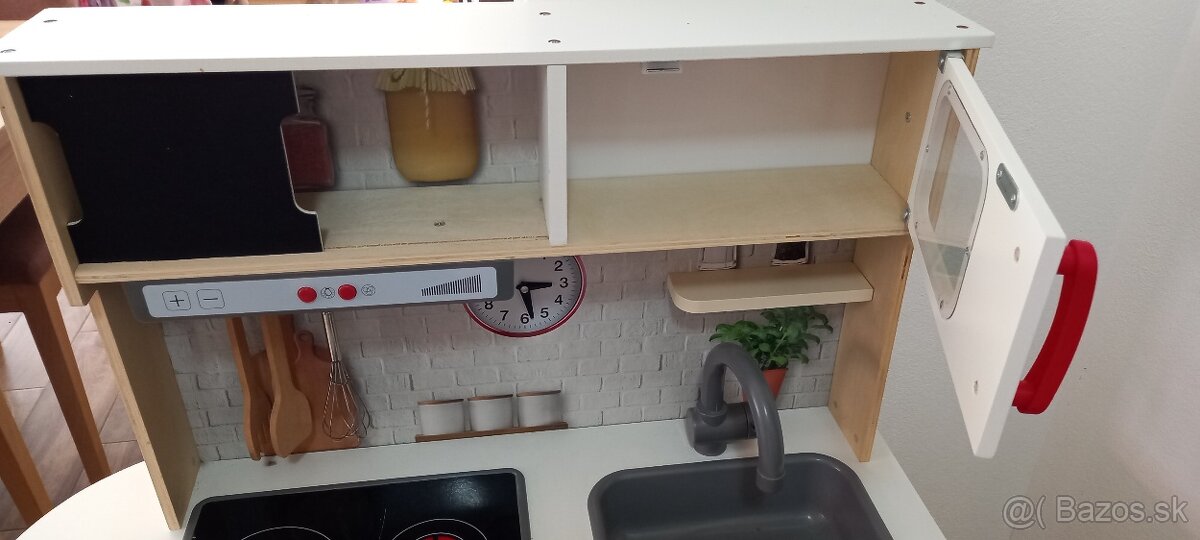 Kuchyna s prislusenstvom - 18