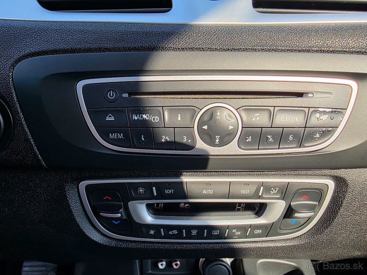 Renault Mégane Scénic 1.4 16V benzín - 18