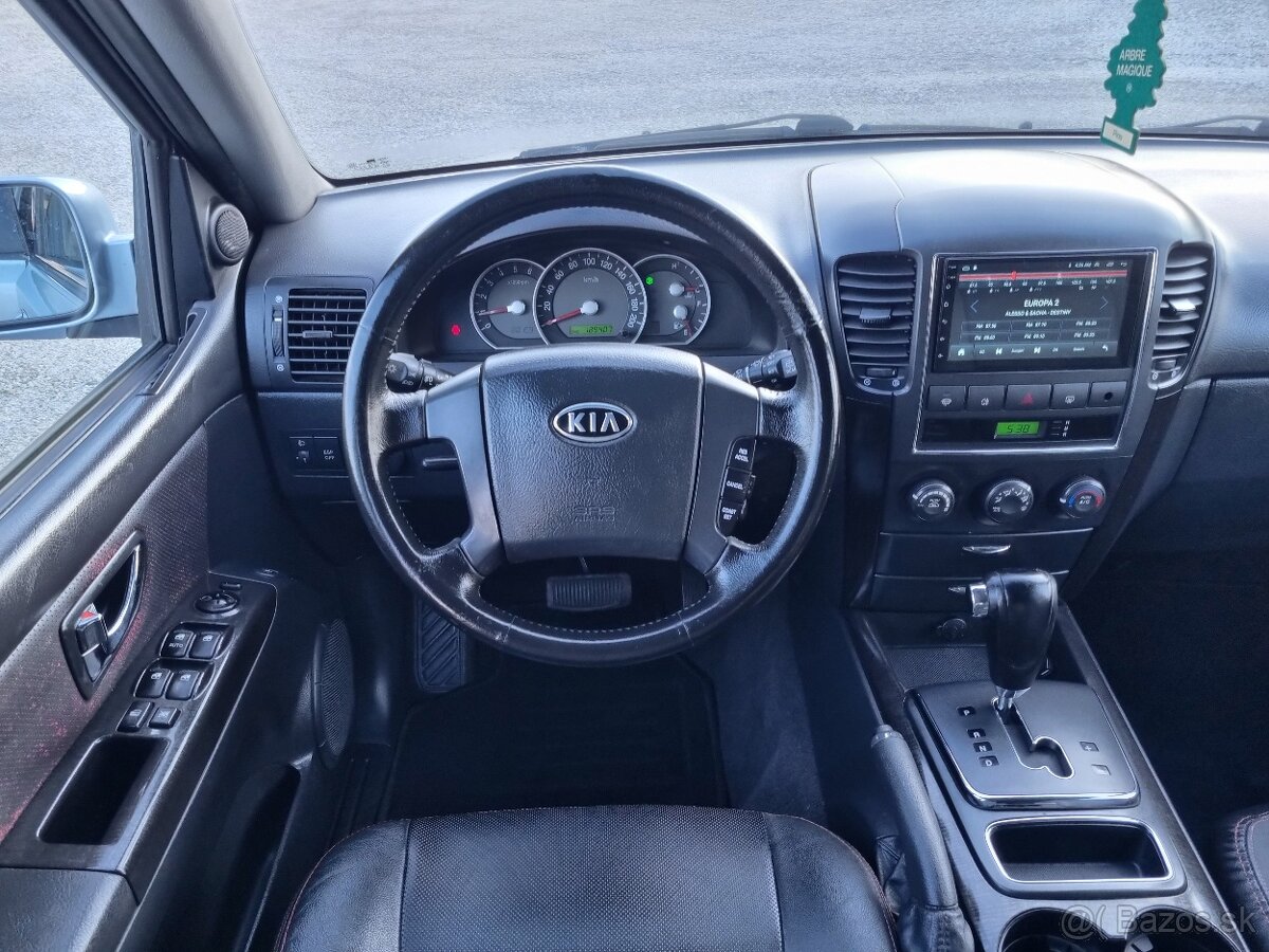 KIA SORENTO 2,5CRDi 4x4 - 18