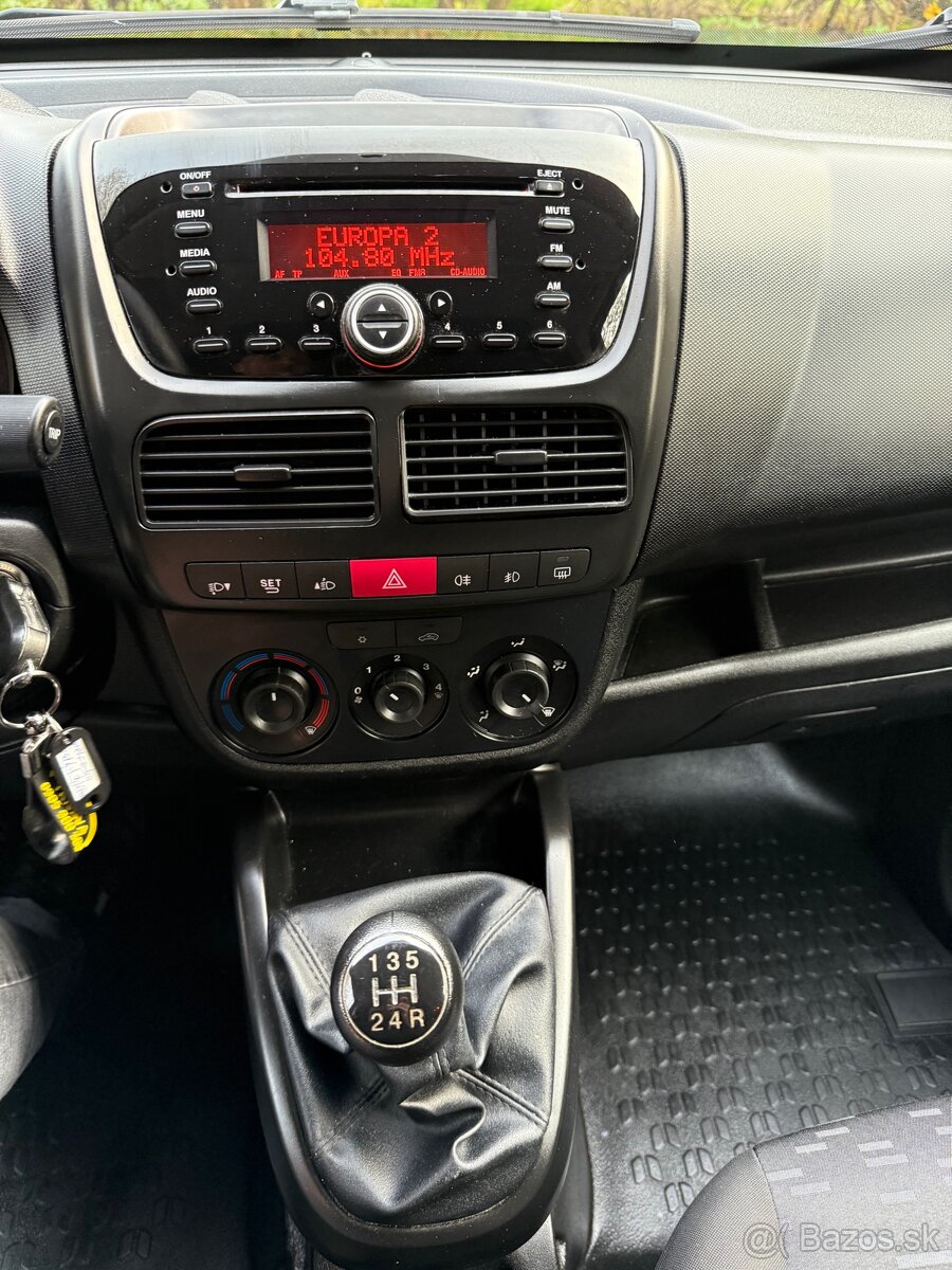 Opel Combo Van 1.3 CDTI 95k L1H1 2400 - 18