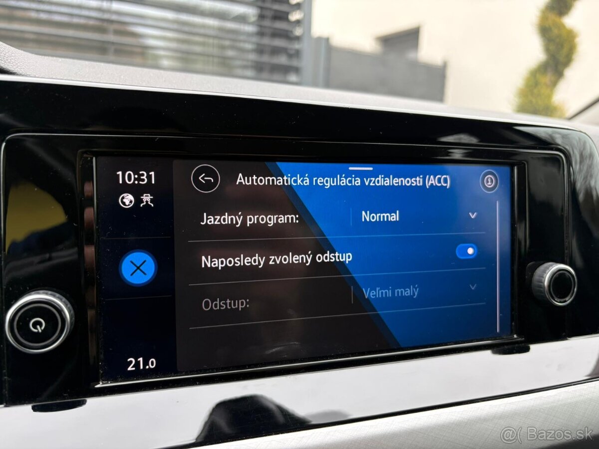 Volkswagen Golf Variant 2.0 TDI LIFE DSG - 18