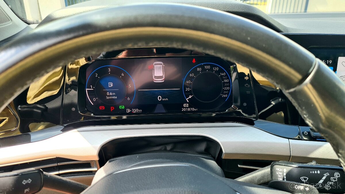 Volkswagen Golf 8 Variant 2.0 TDi DSG 85 kW - 18