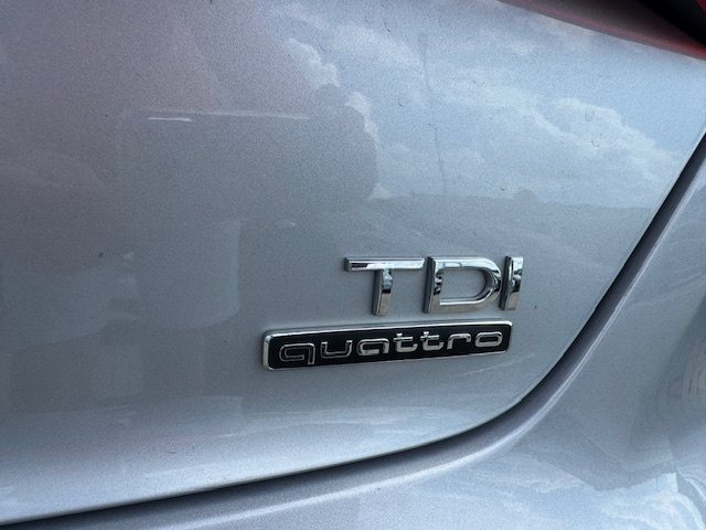 Audi A3 2.0 TDI Ambition quattro AKONTACIA OD 0% - 18