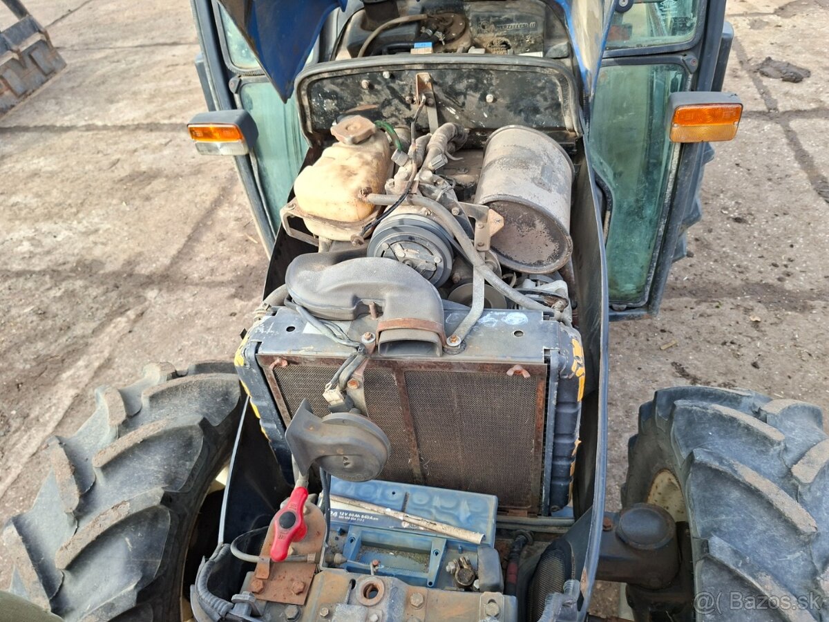 NEW HOLLAND TCE 50 4X4 - 18