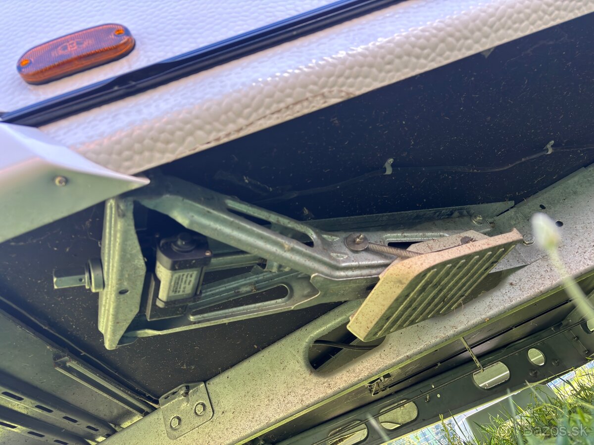 KARAVAN KNAUS SÜDWIND 650 PEB - 18