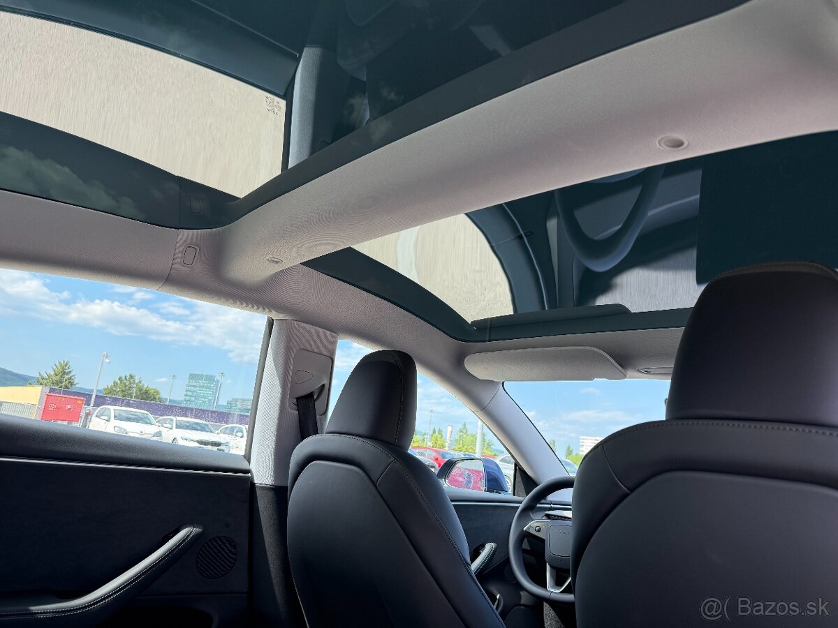 Tesla Model 3 Long Range AWD - 18