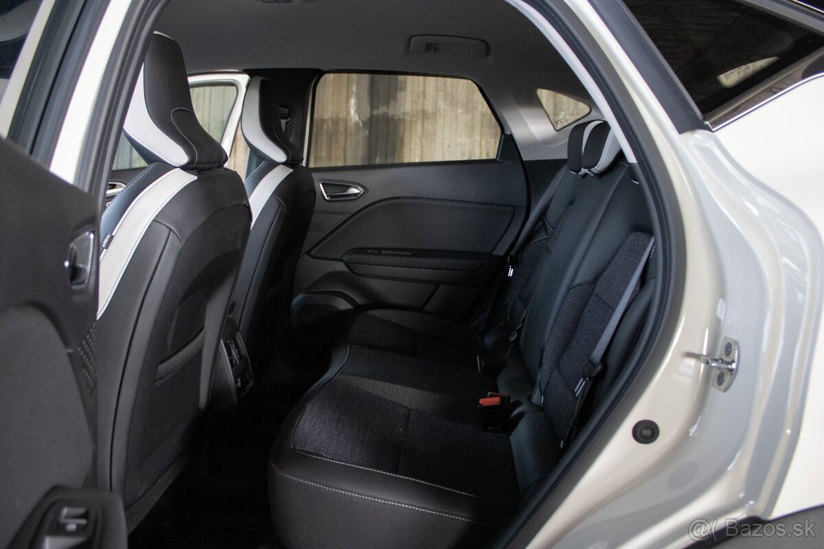 Renault Captur 1.0 TCe 100 Intens - 1.majitel / 8900km - 18