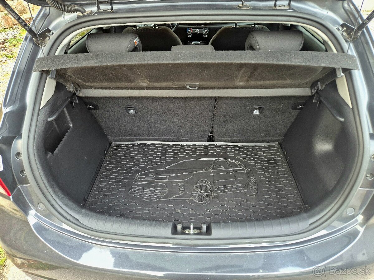 KIA RIO 2019 1.4 AT. 35.442km - 18