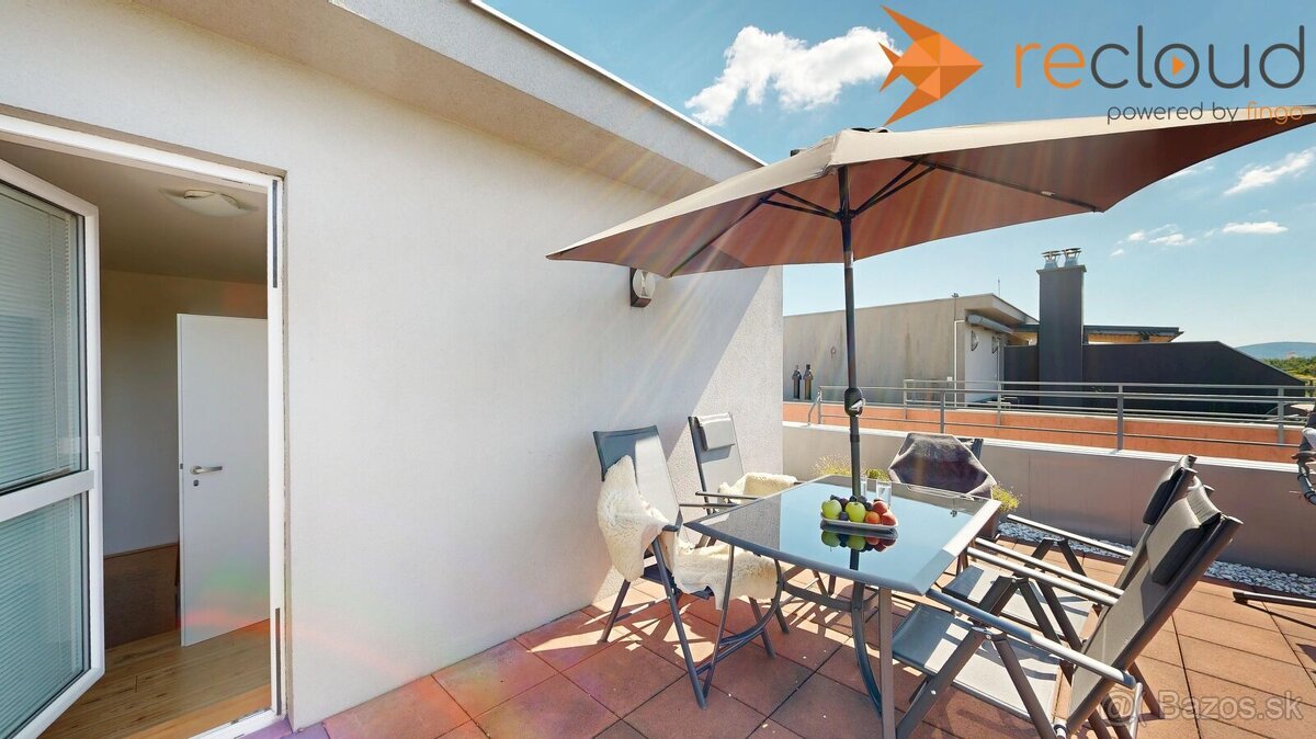 REZERVOVANÉ - Krásny 3 izbový mezonetový byt s veľkou teraso - 18