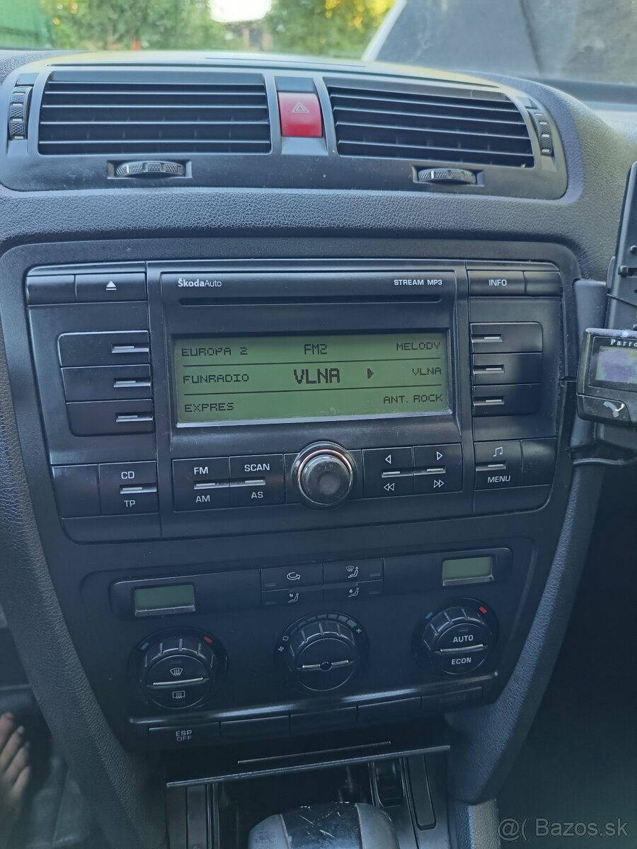 Predám Škodu Octaviu 1,9 diesel - 18