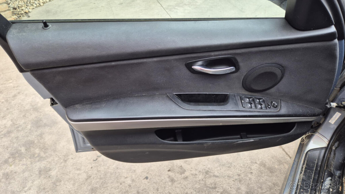 BMW E90 318D 2,0D 90kw - 18