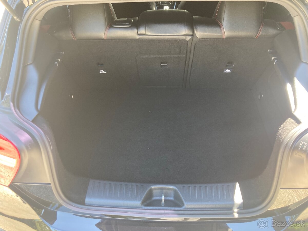 Mercedes A 45AMG - 18