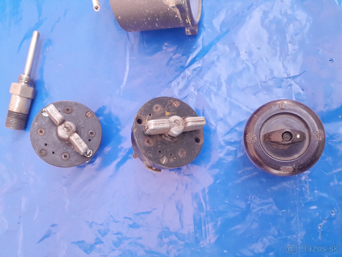 Voltmeter,ampérmeter,smaltované tabuľky. - 18