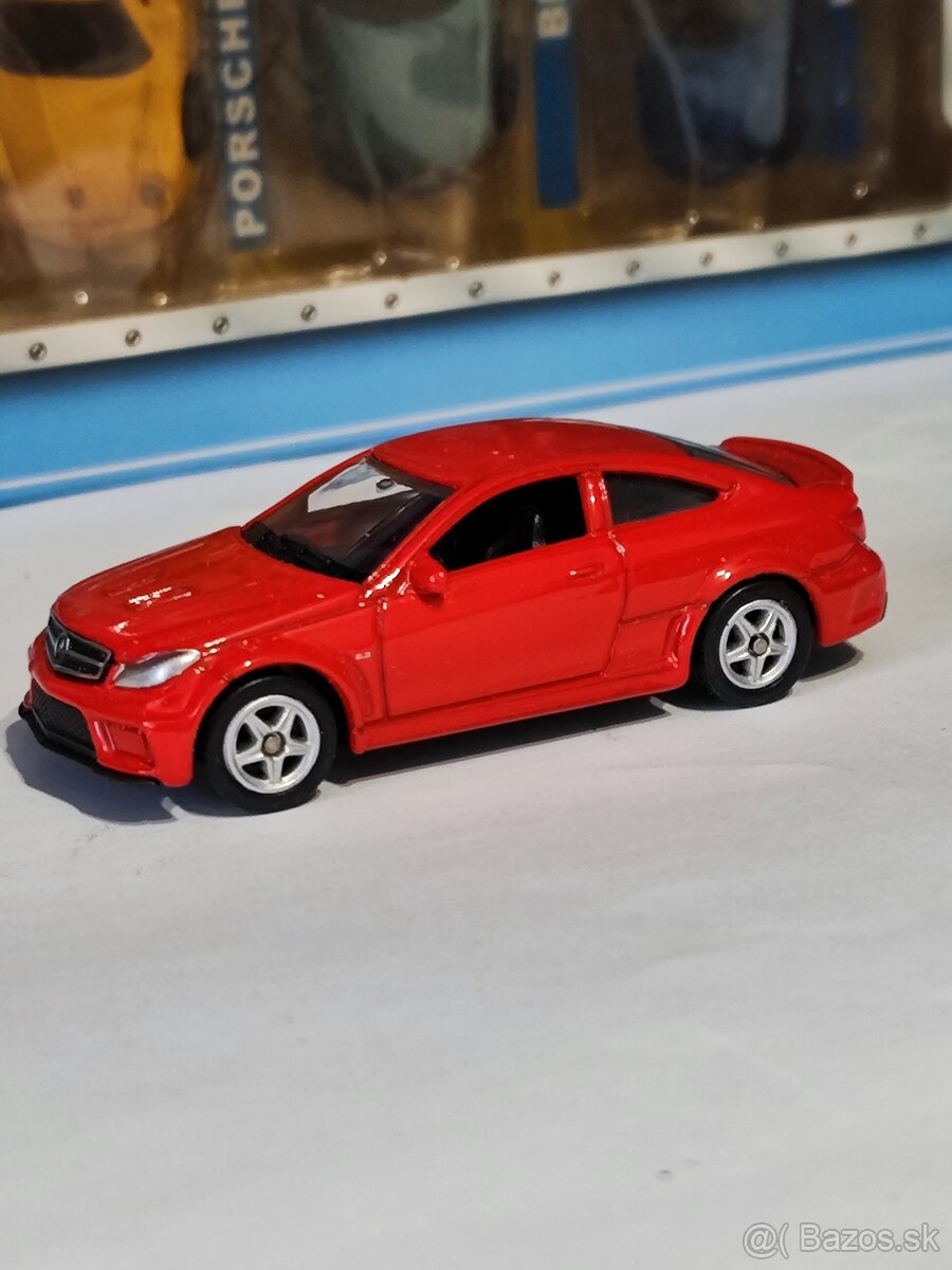 Mercedes Benz 1:43 časť 3 - 18