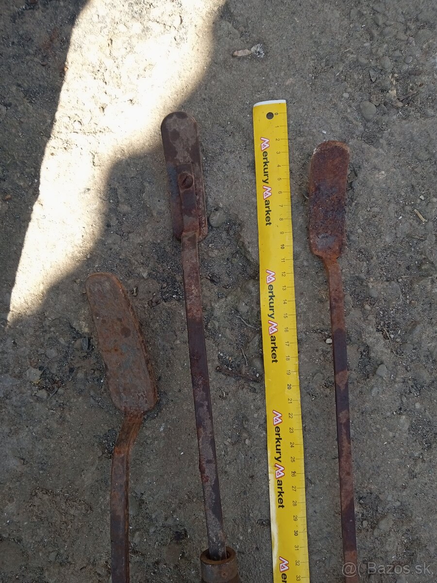 Náradie s drev.ručkou - 18