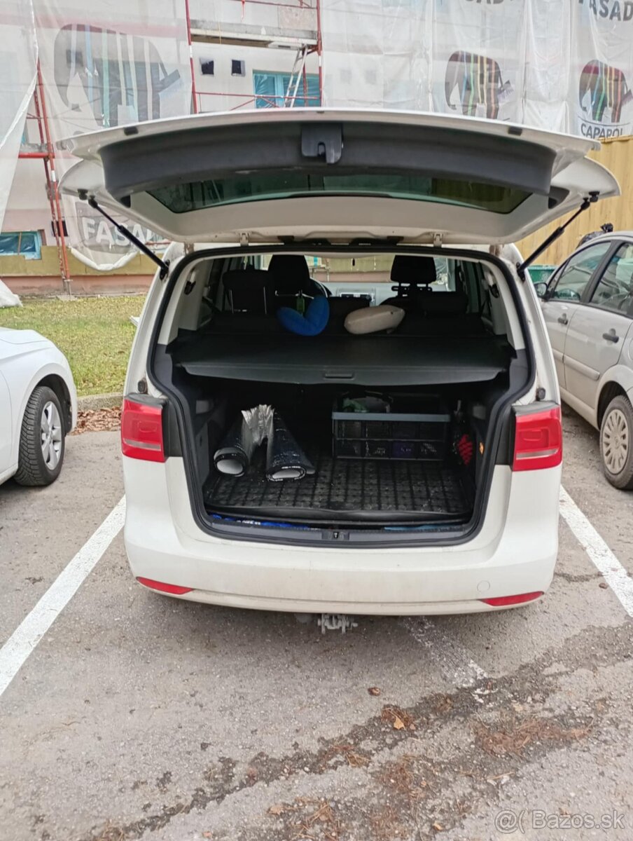 Volkswagen touran - 18