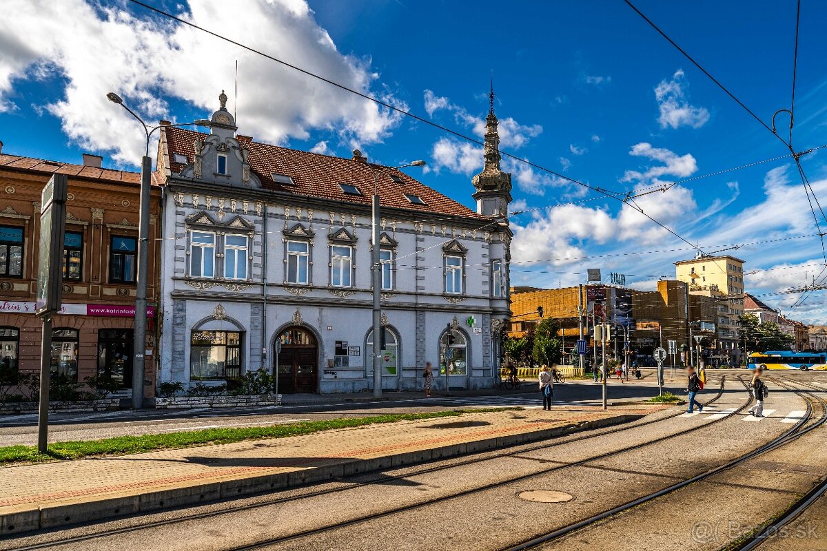 Predaj:1,5 izbový podkrovný mezonet, Košice-centrum, Štúrova - 18