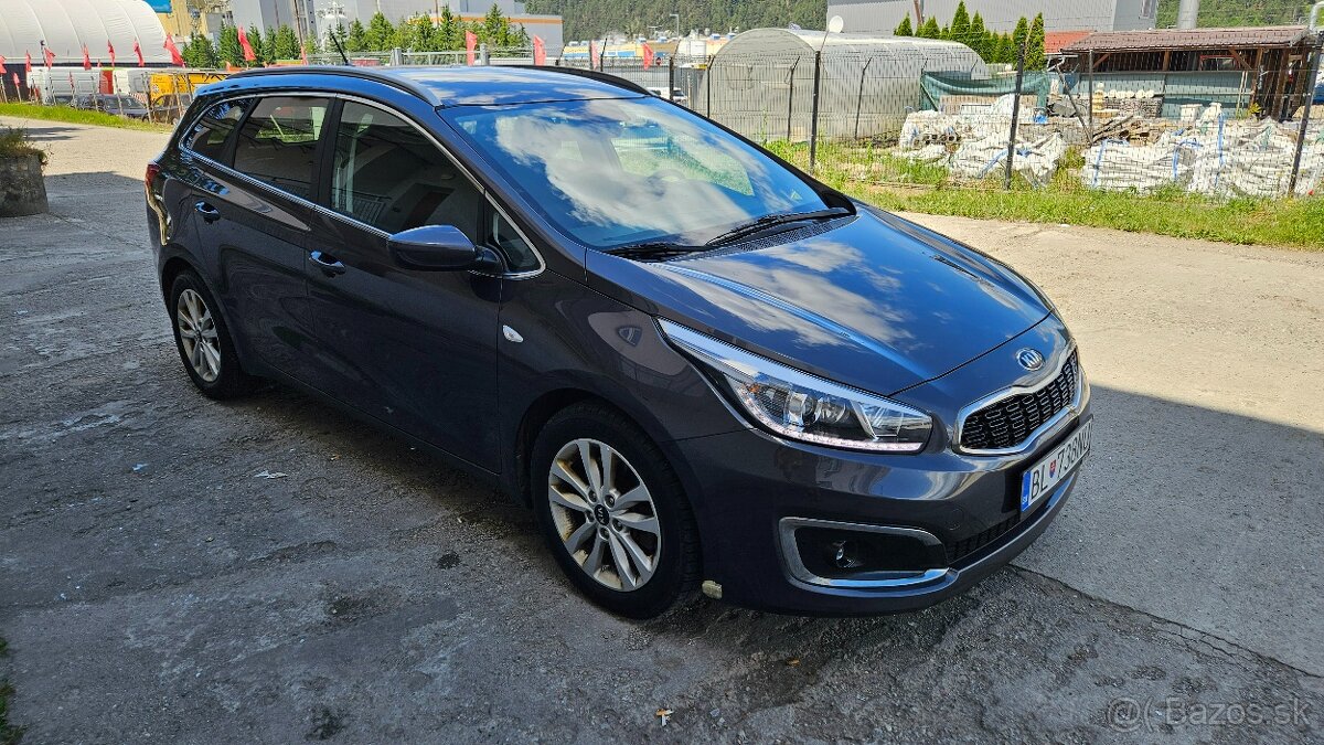 Kia Cee’d Sporty Wagon 1.6 CRDi Silver - 18