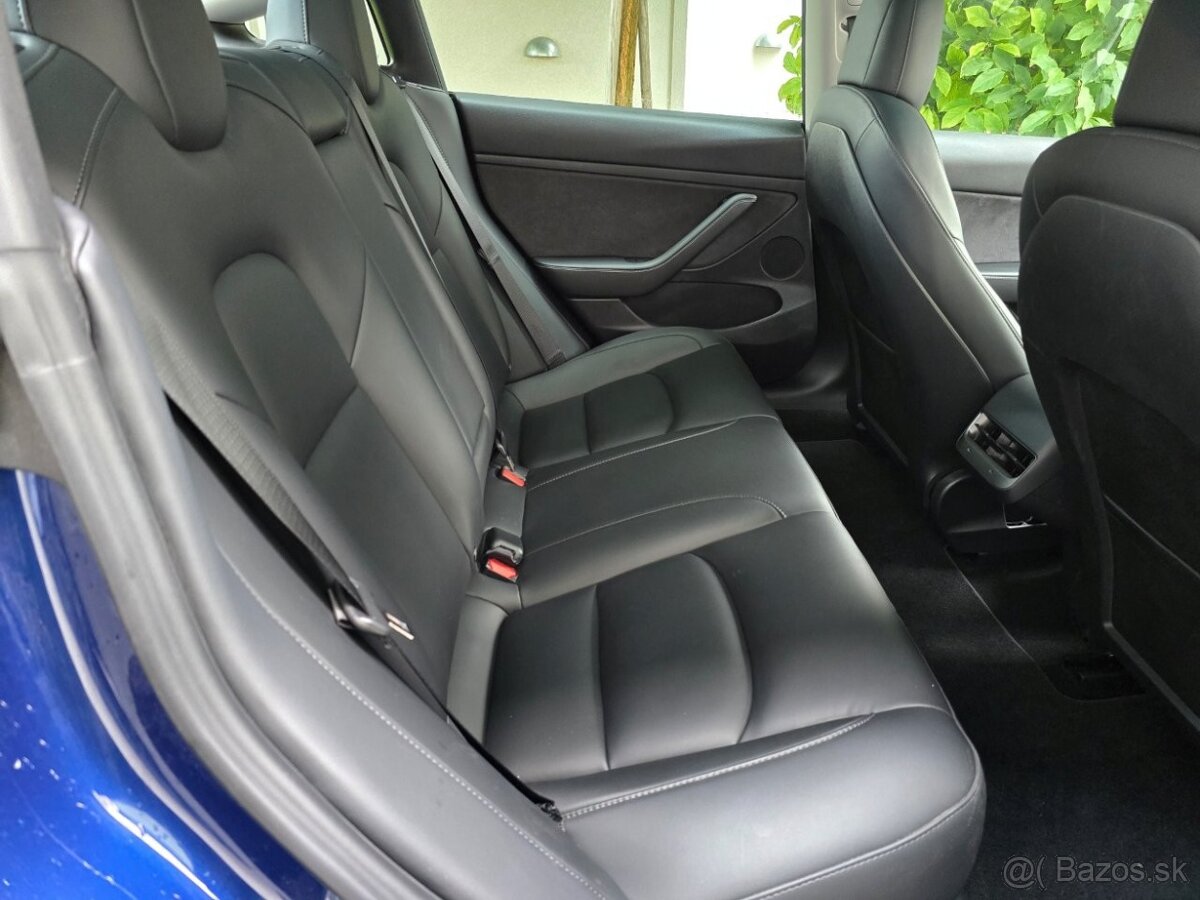 Tesla Model 3 Long Range 366kw, Mesačne: 393€ - 18