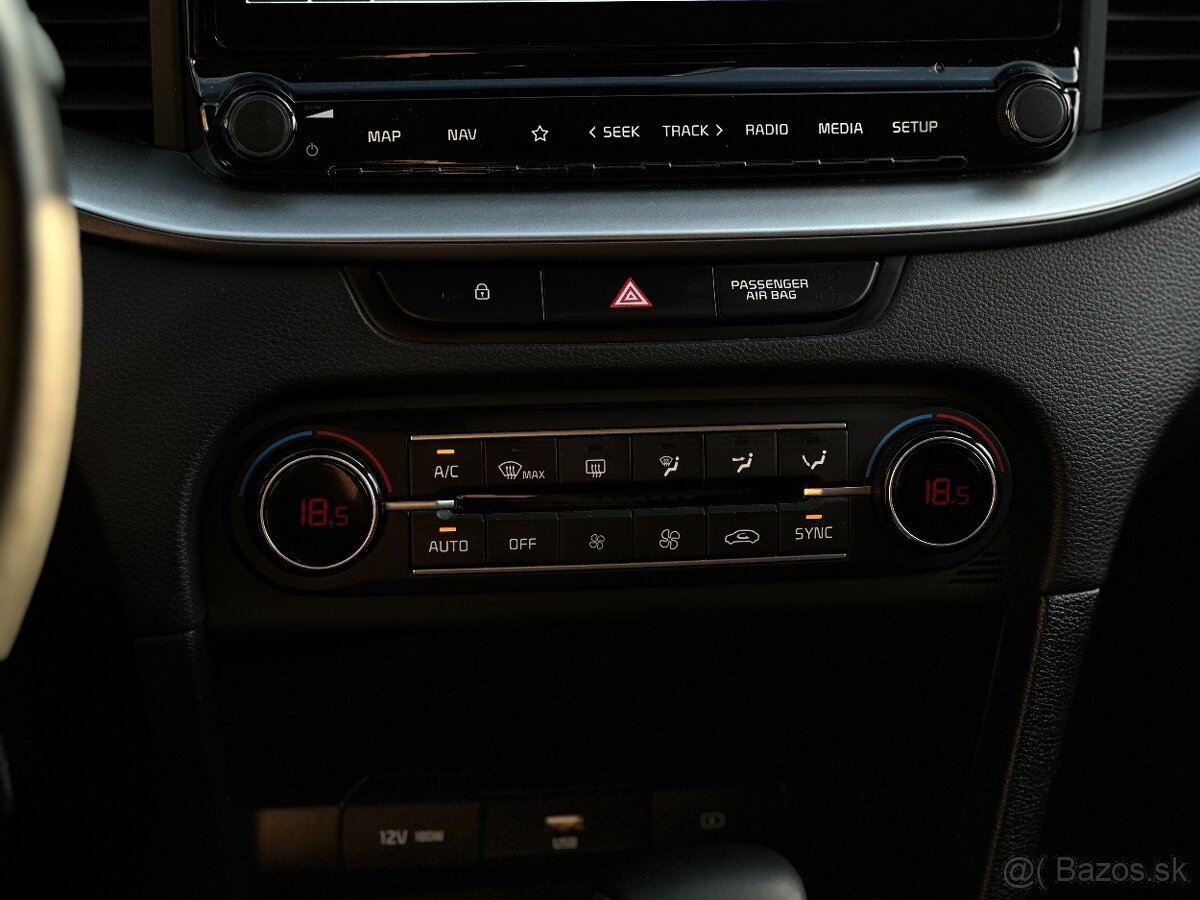 KIA XCeed 1.6 CRDi MHEV Platinum A/T 136 PS 2022 KAMERA TOP - 18