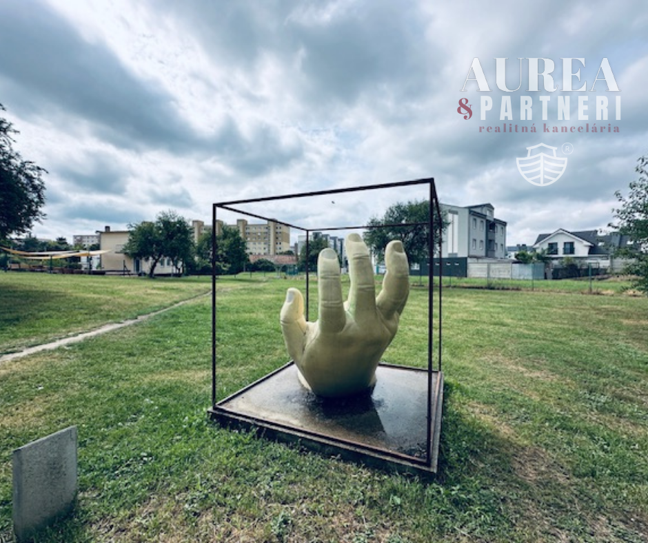 PRENÁJOM Zariadený 3-IZB byt T.Vansovej Nové Zámky pri centr - 18