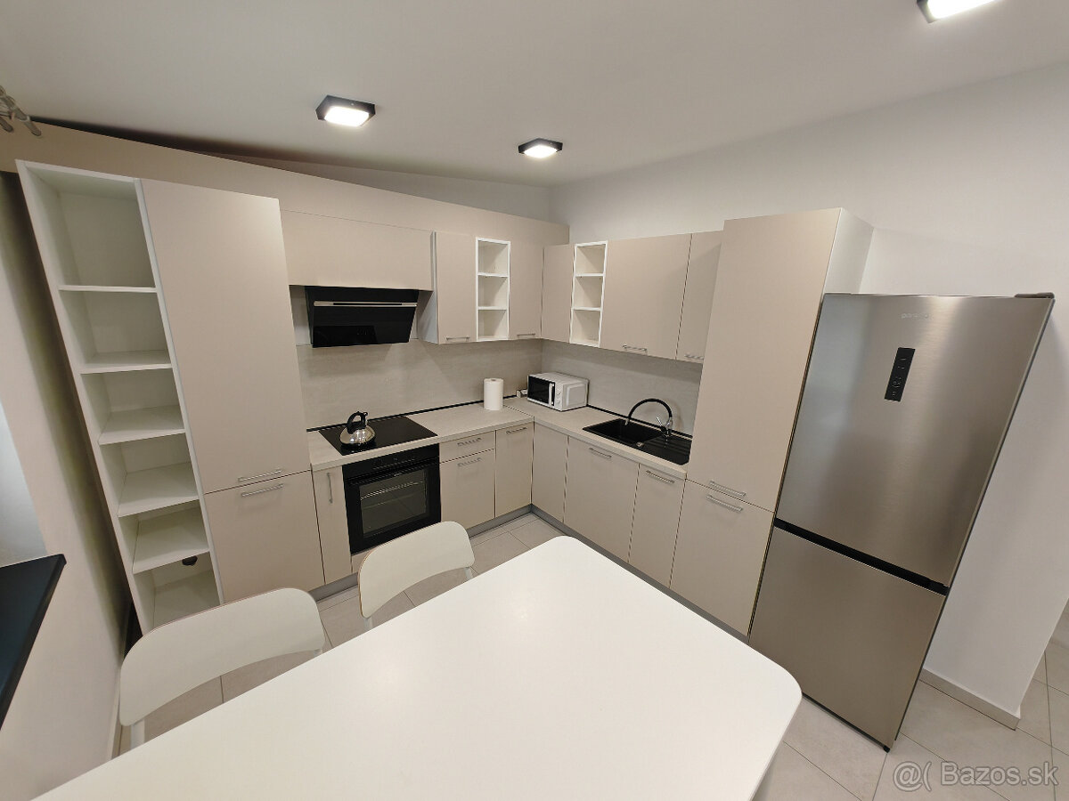 2 izbový byt na prenájom PB ihneď voľný - 18