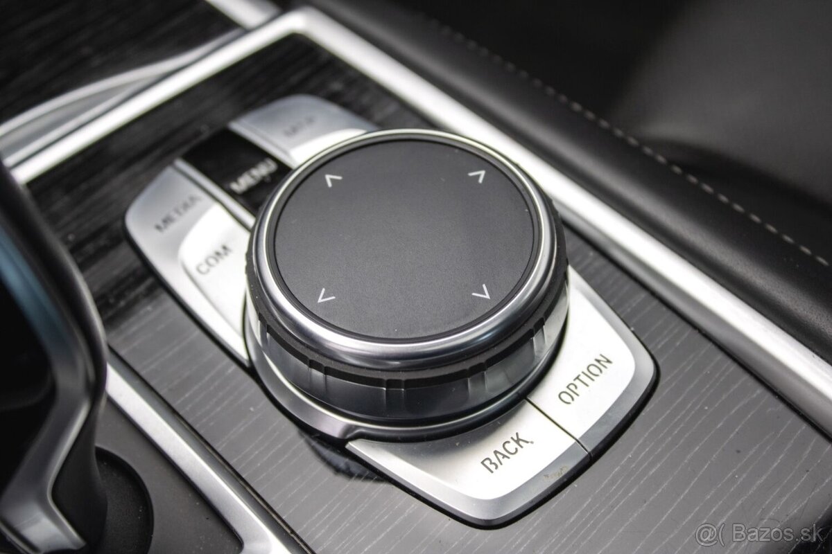 BMW Rad 7 730d xDrive - keramika, soft-close, TOP stav - 18
