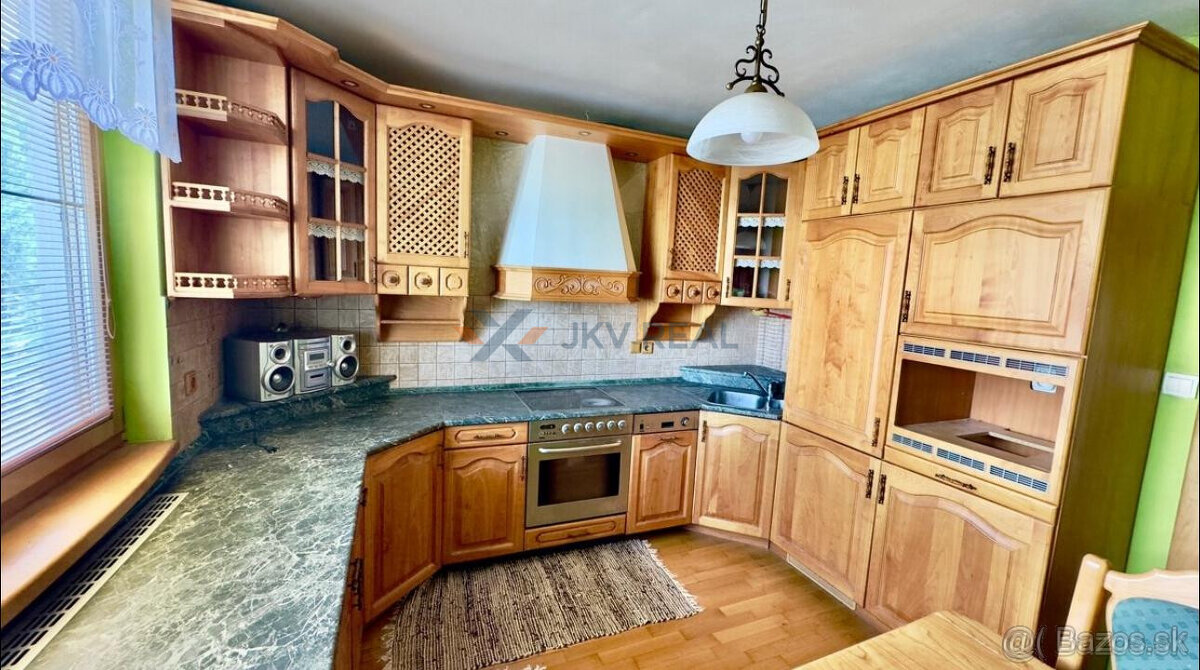 Predaj: Kompletný a Zrekonštruovaný 3-izbový Byt s Balkónom - 18