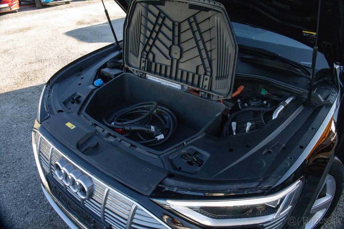 Audi E-tron 50 2022 quattro Sportback -NEBÚRANÉ - 18